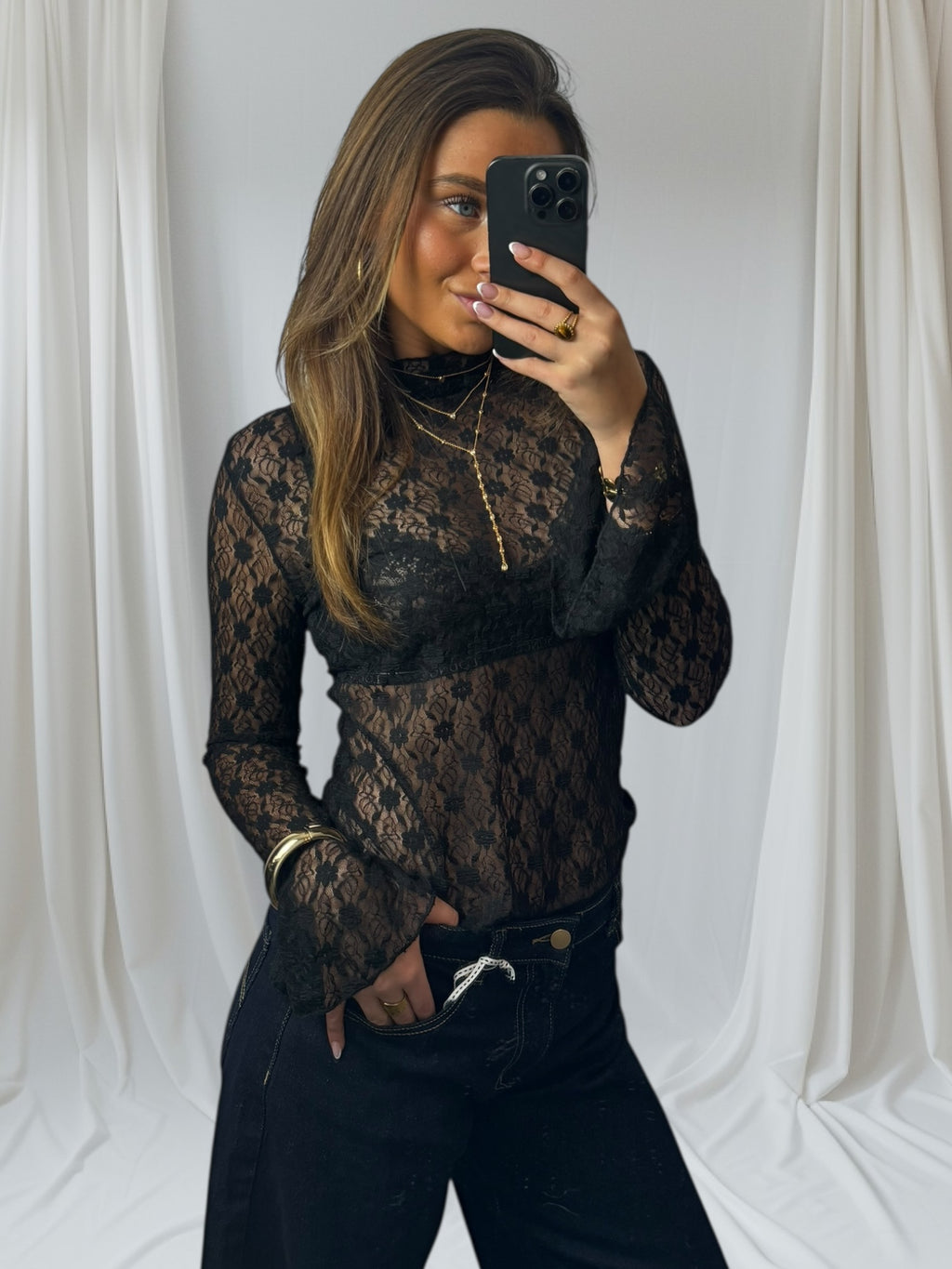 Luna Lace Top