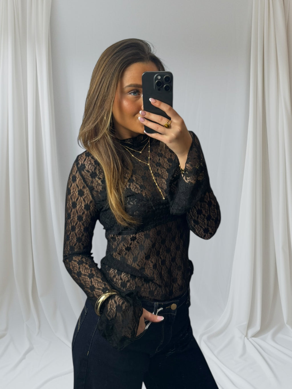 Luna Lace Top