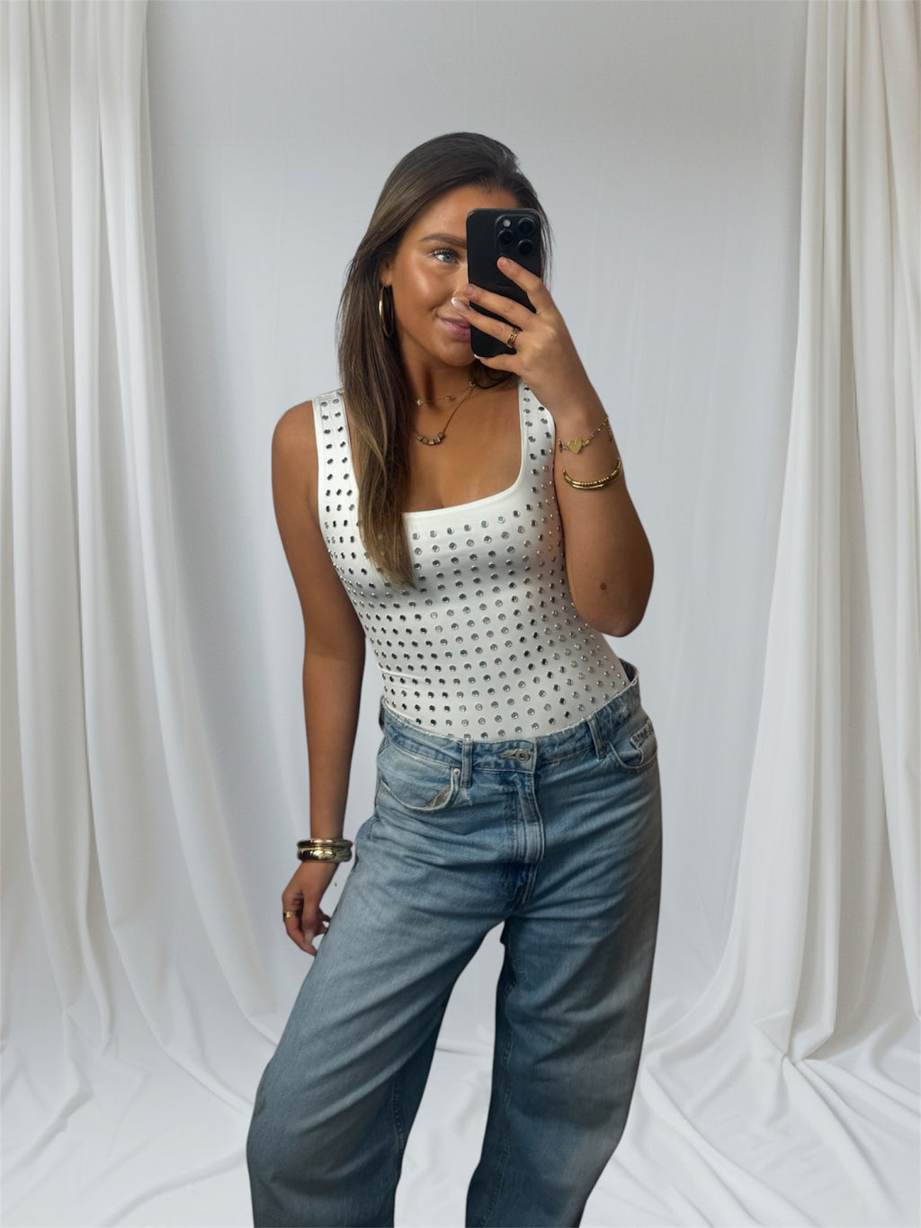 Florence Studs Body White