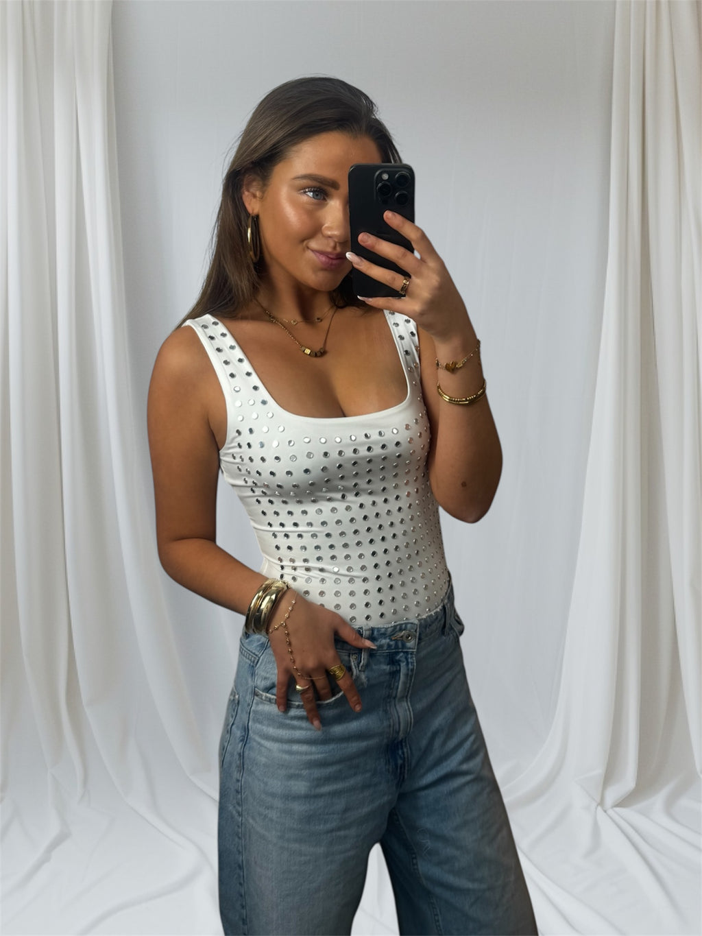 Florence Studs Body White