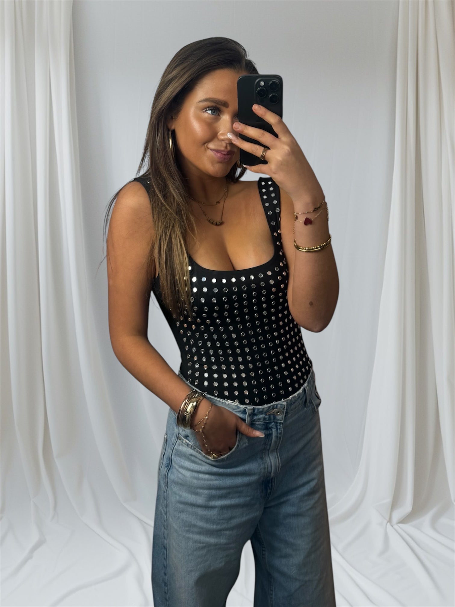 Florence Studs Body Black