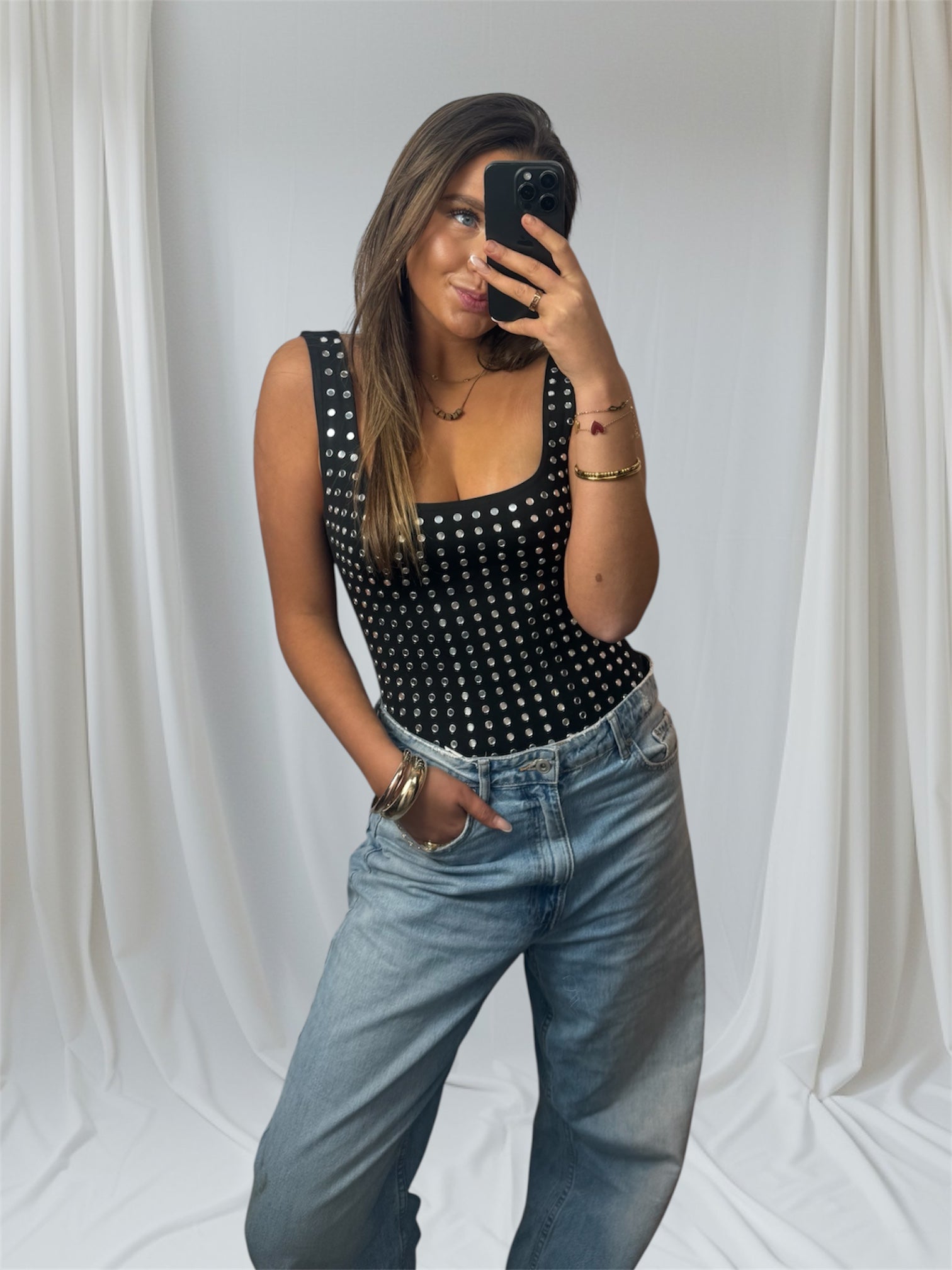 Florence Studs Body Black