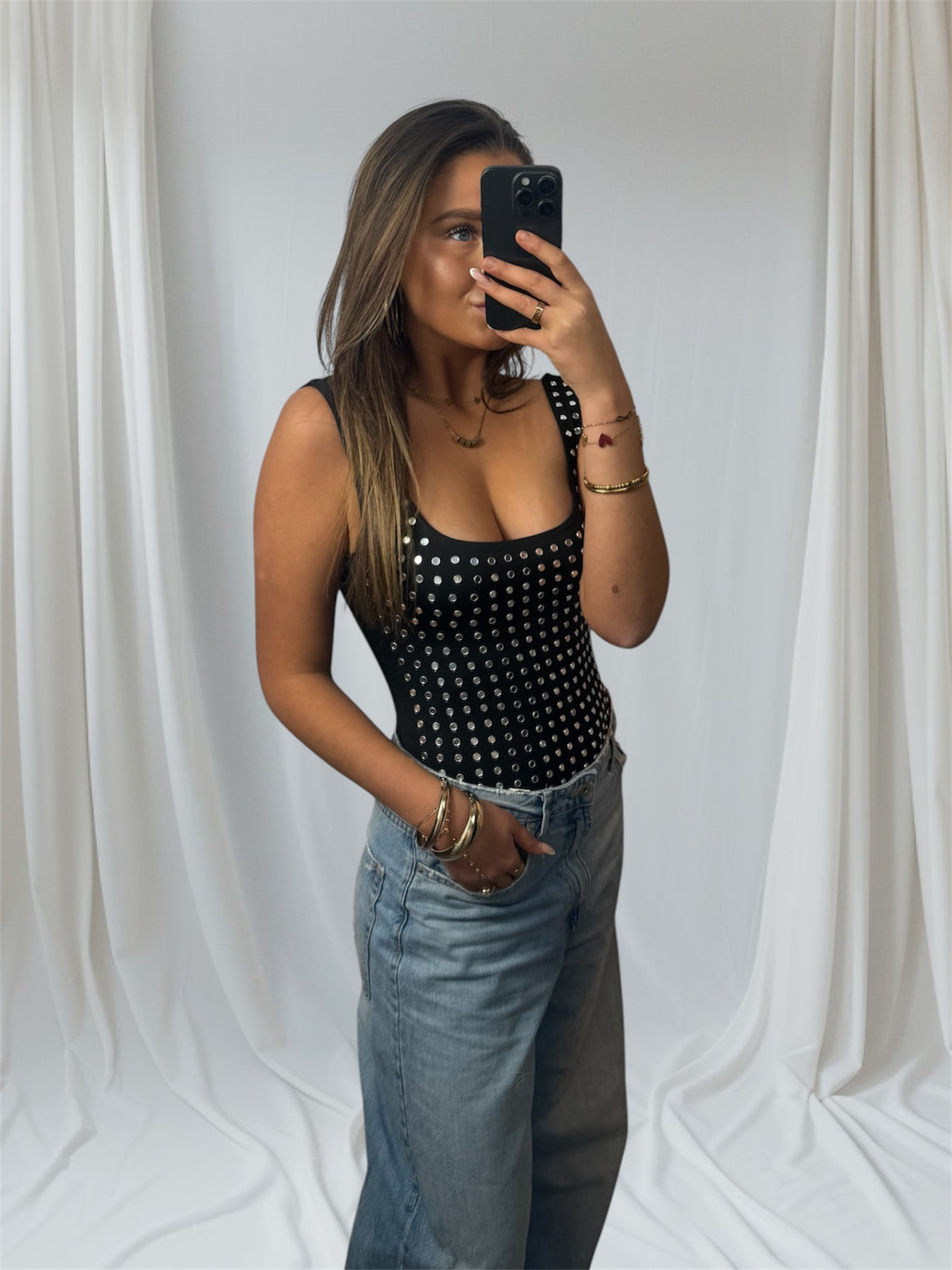 Florence Studs Body Black